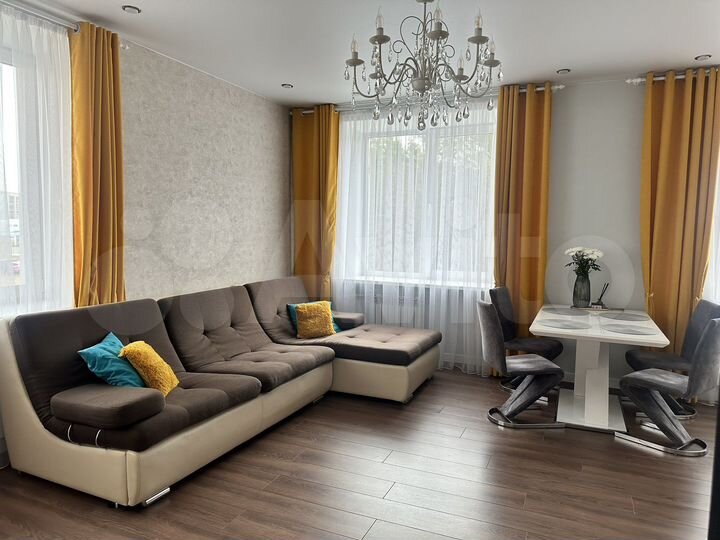 3-к. квартира, 77 м², 2/4 эт.