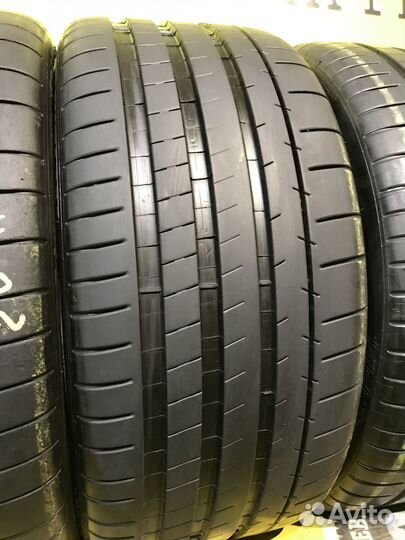Michelin Pilot Super Sport 295/35 R20 и 255/40 R20 105Y