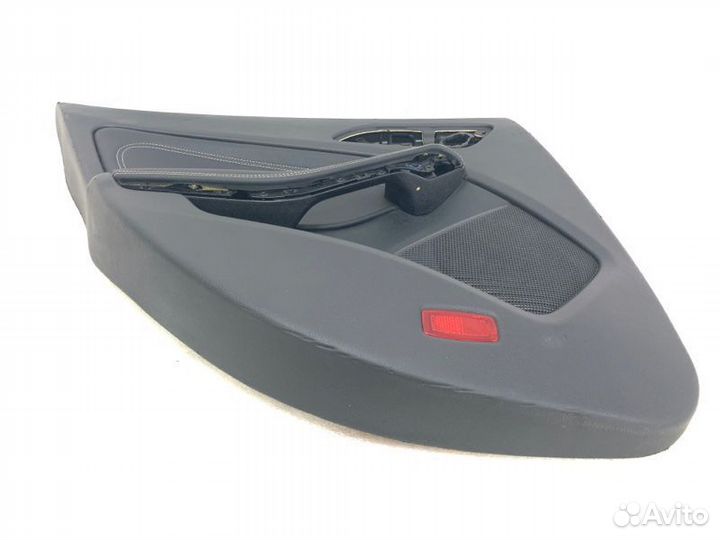 Обшивка боковой двери задняя левая Mercedes-Benz