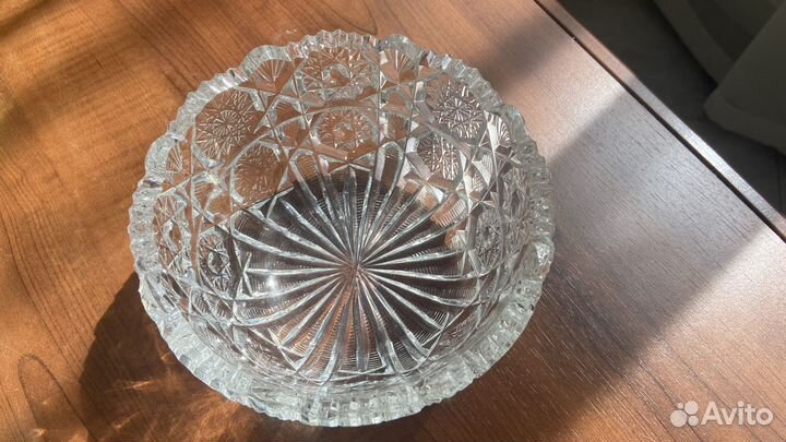 Хрустальная ваза