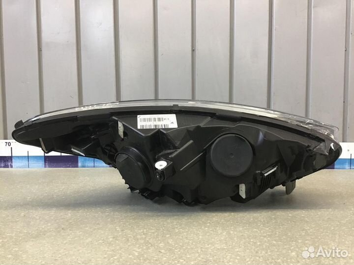 Фара левая Renault Kaptur 2016