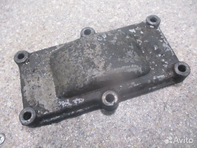 Крышка заднего картера кпп Scania 1407550