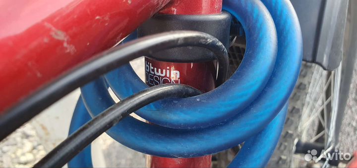 Велосипед btwin рама 20 колеса 26