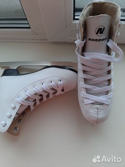 Коньки фигурные детские 33 размер