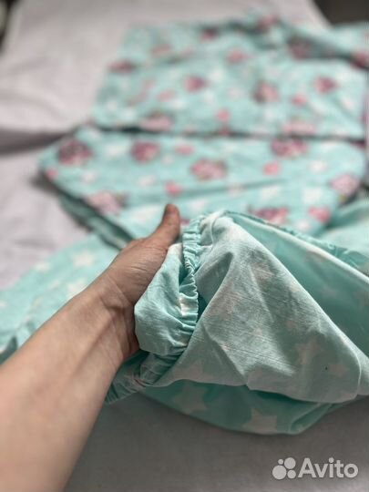 Постельное белье в детскую кроватку новое