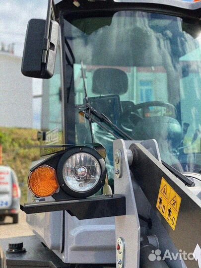 Фронтальный погрузчик STI ZL12S, 2023