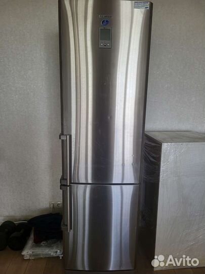 Холодильник samsung