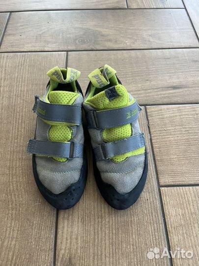 Скальные туфли 35