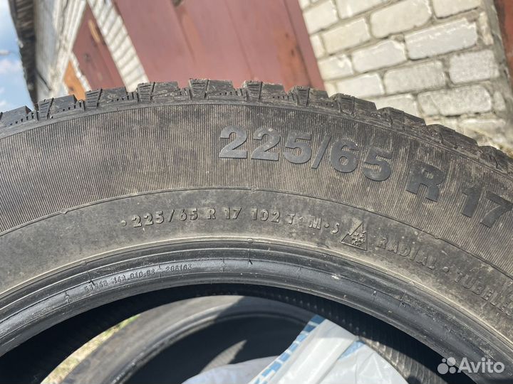 Continental Conti4x4IceContact 225/65 R17