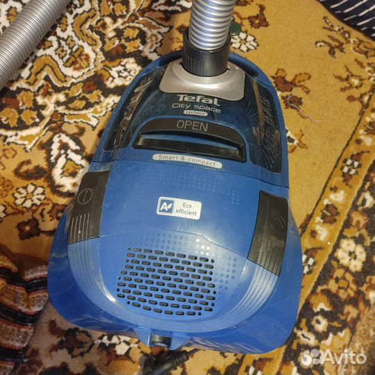 Пылесос Tefal 750W TW2711EA