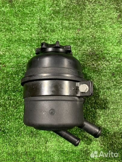 Бачок гура Bmw X3 E83 N52B30AF 2007