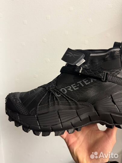 Reebok zig kinetica 2 edge gore tex high(Оригинал)