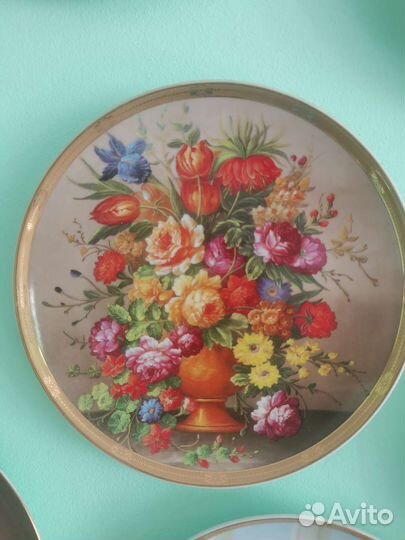 Настенная тарелка