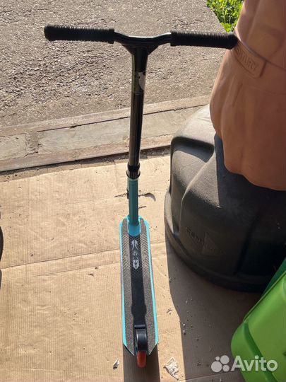 Трюковой самокат oxelo