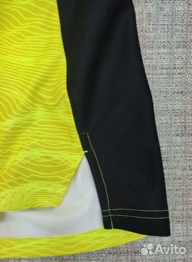 Шорты футбольные Adidas, жёлтые, р. М (Оригинал)