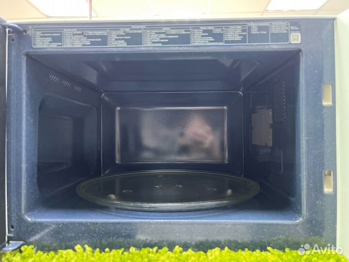 Микроволновая печь Samsung MS23K3513AW