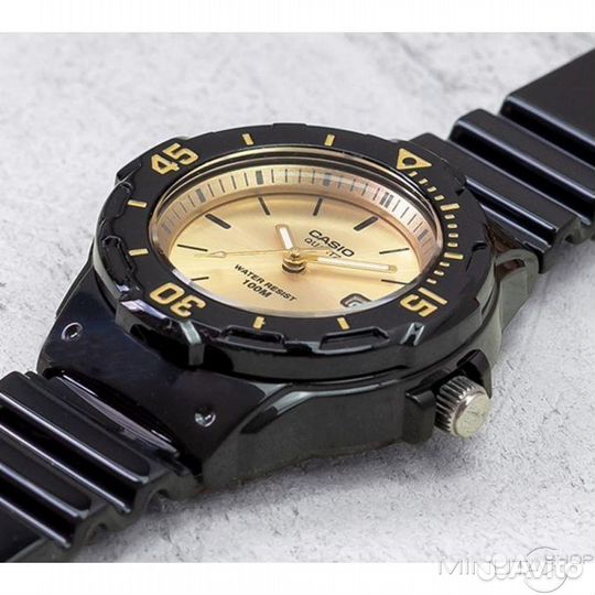 Женские часы casio LRW-200H-9E