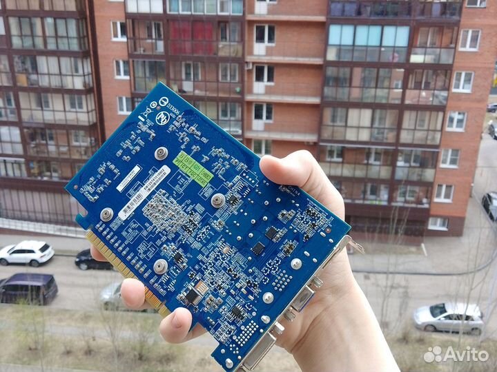 Видеокарта gigabite GT630 1gb обслуженная