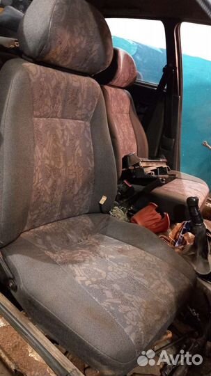 Сиденья комплект В разборе ваз 2110