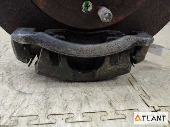 Суппорт передний правый honda stepwgn