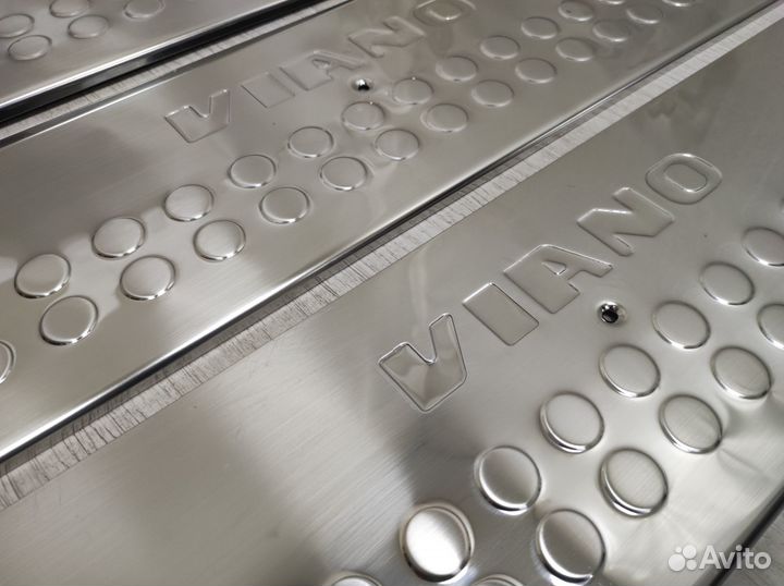 Накладки на пороги Mercedes Viano 2004-2015 (новые