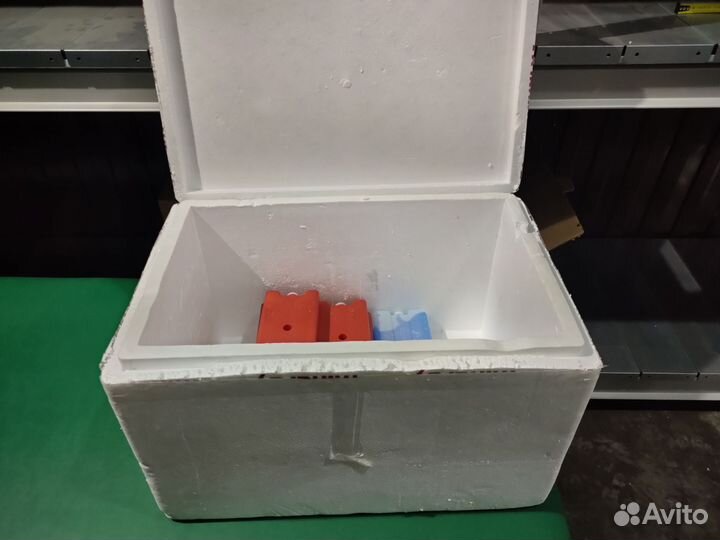 Термоконтейнер с хладоэлементами