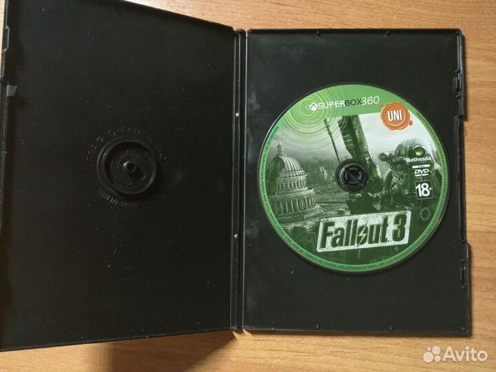 Две части игры фалаут на хбокс 360 (не лицензия)