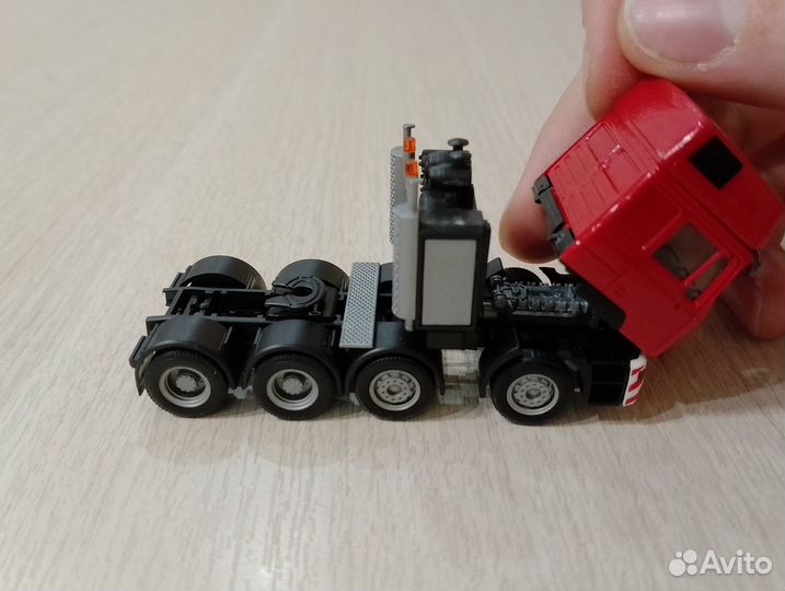 473) Тягач MAN E 2000 четырёхосный