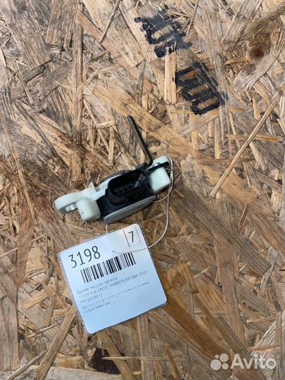 Датчик педали тормоза Toyota Avensis универсал D4D