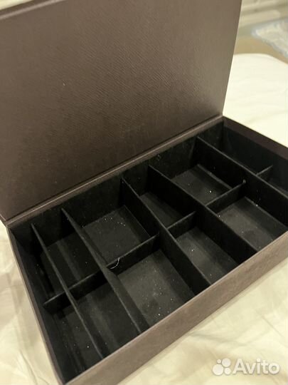 Шкатулка IKEA Анилинаре с крышкой и отделениями