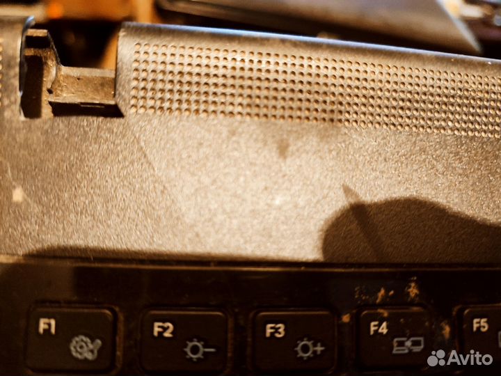Samsung NP300E5A В разборе
