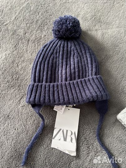 Шапки демисезонные новые 50-52