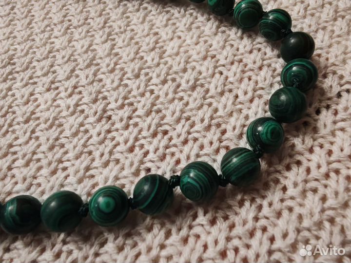 Набор бусы серьги кольцо из малахита