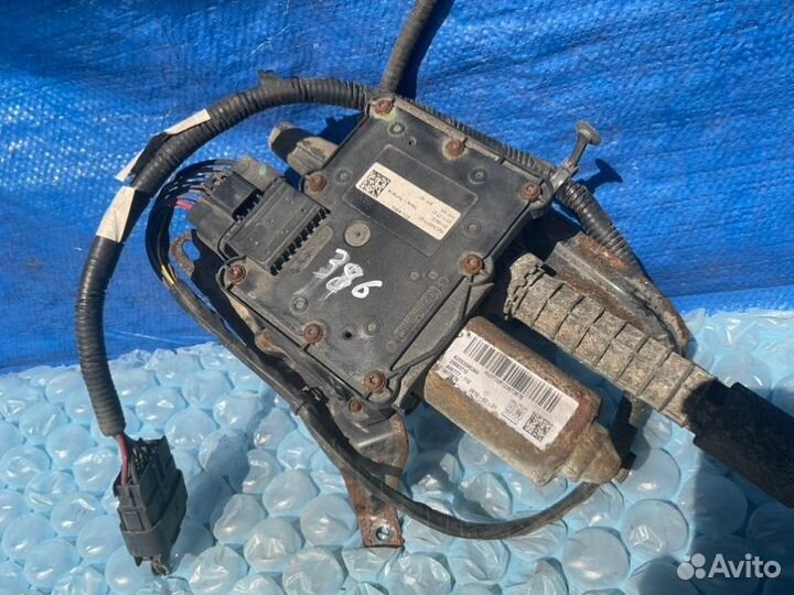 Привод ручного тормоза Cadillac Cts coupe LLT 3.6L