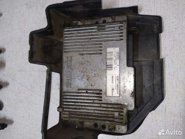 Блок управления двигателем Renault Megane 1 K7M