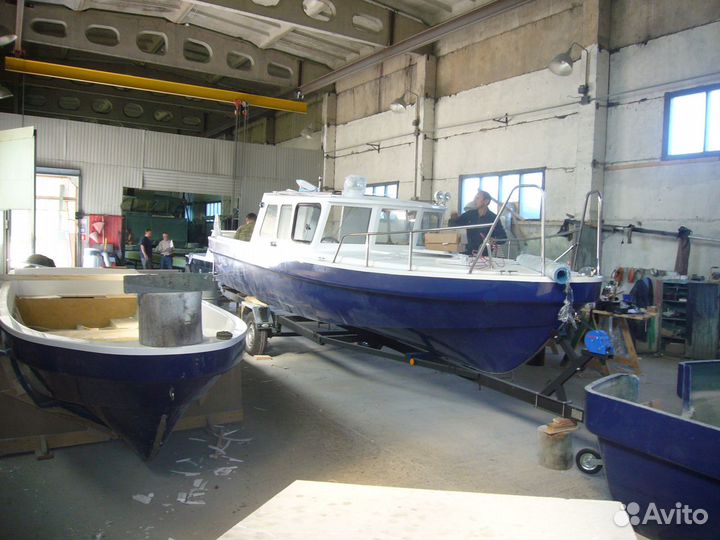 Катер каютный