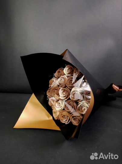 Шоколадные Розы - 19 шт в Букете