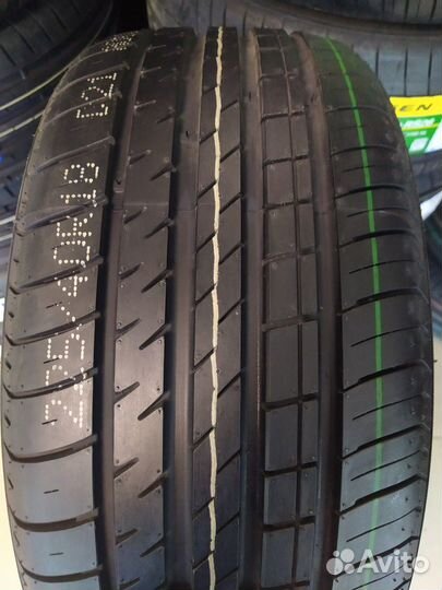 Boto Vantage H-8 245/40 R18