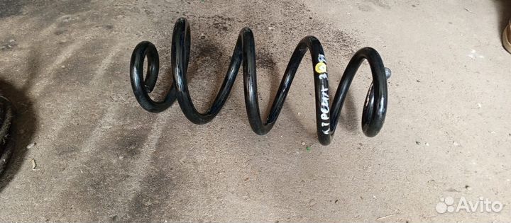 Задняя пружина на Ниссан Х трейл