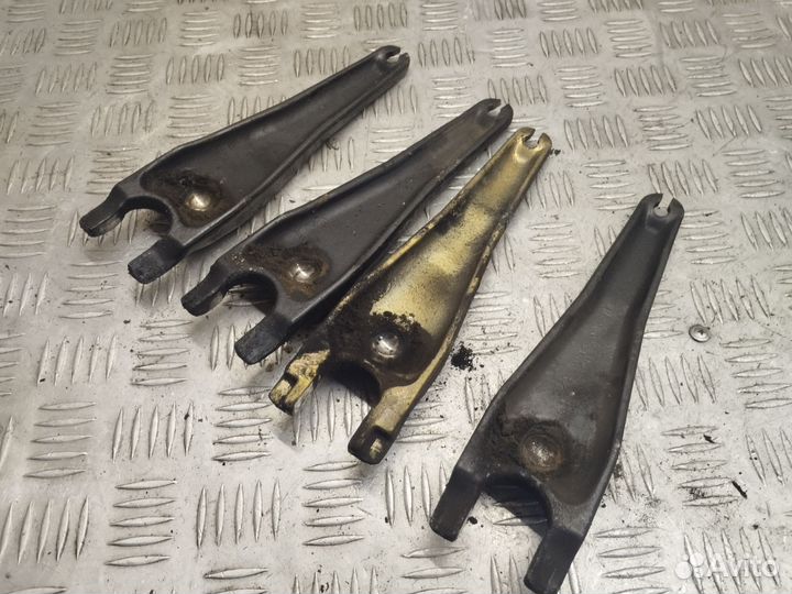 Вилка сцепления Logan Largus Sandero