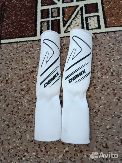 Боксерские перчатки 8 унций + защита голени