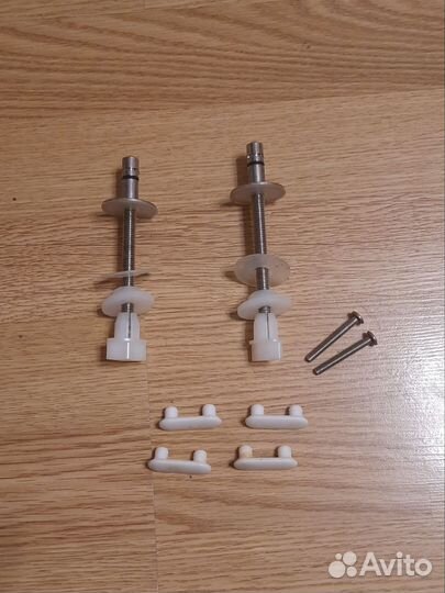 Крепления на крышку от унитаза с доводчиком