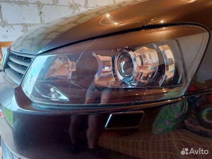 Би лед фары polo седан