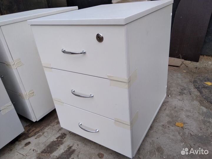 Новая Тумба 3 ящика на колёсах выкатная