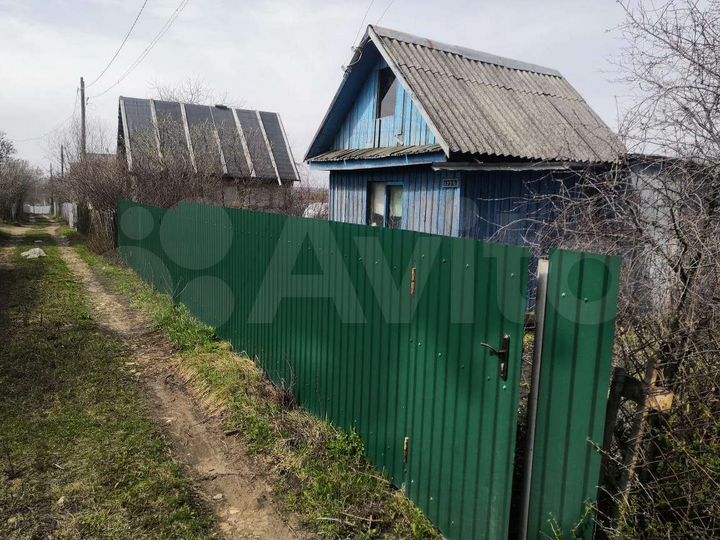 Дом 12 м² на участке 3,8 сот.