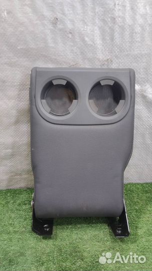 Подлокотник Subaru Tribeca WX 2006