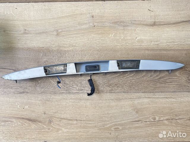 Renault scenic 1 накладка крышки багажника в сборе