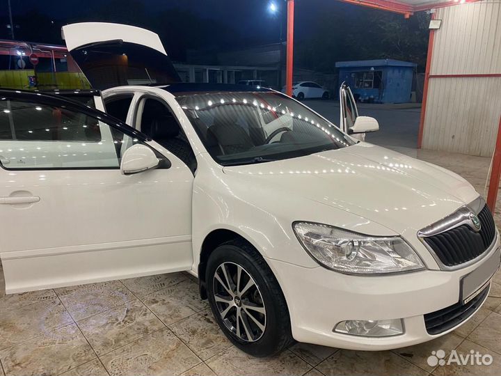 Skoda Octavia 1.8 AT, 2012, 177 000 км