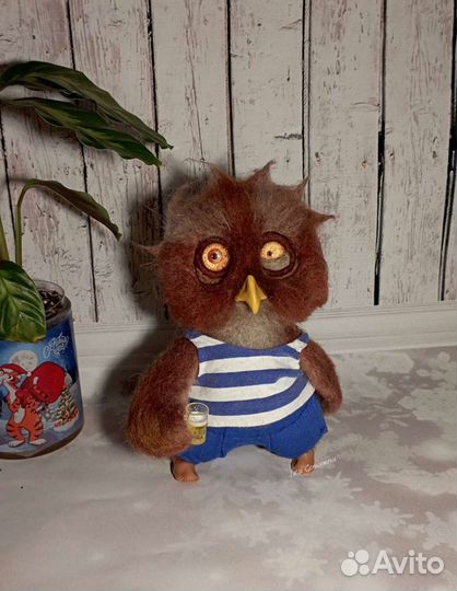 Подарок мужчине. Сова-бухарик. Интерьерная игрушка