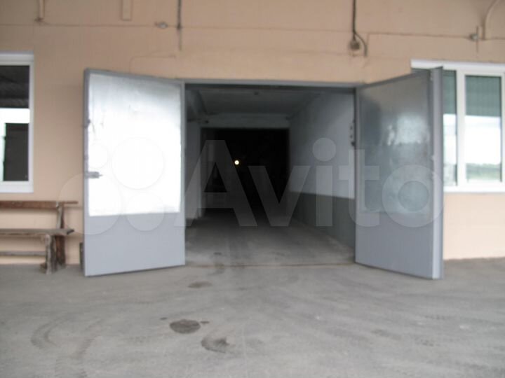 Склад, 700 м²